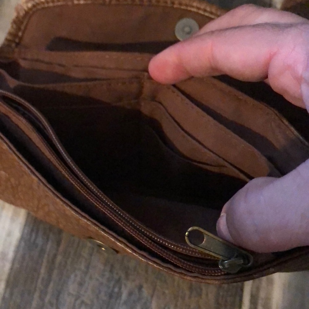 Wallet - Picture 3 of 5